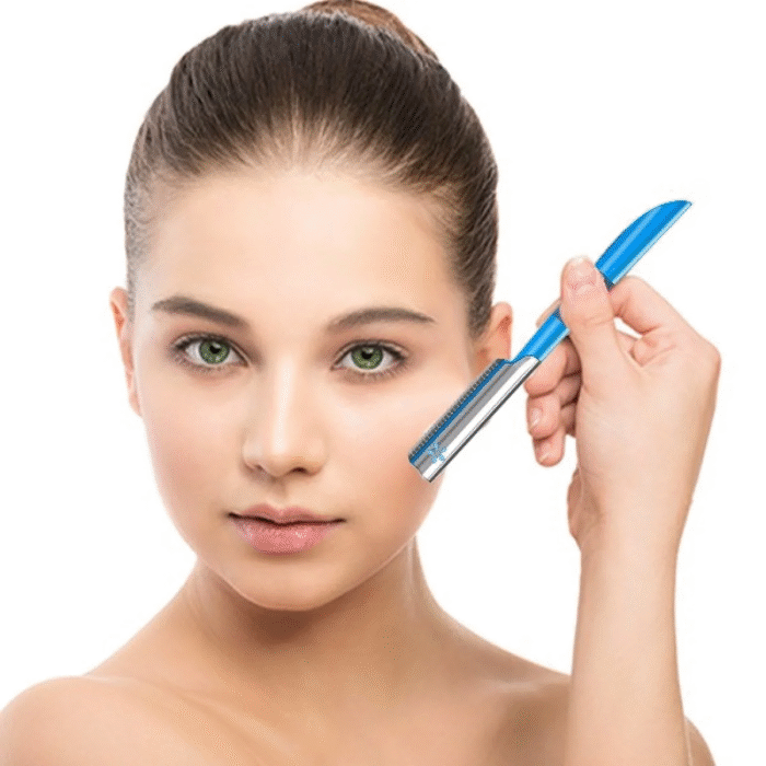 Beauty Womens Face Razor for Peach Fuzz Removal Facial Hair Shaver Dermaplaning Tool Women Travel Trimmer to Remove Fine Hair Blue Eyebrow Razors Remover Dermaplane Exfoliating Sensitive Skin - Image 2